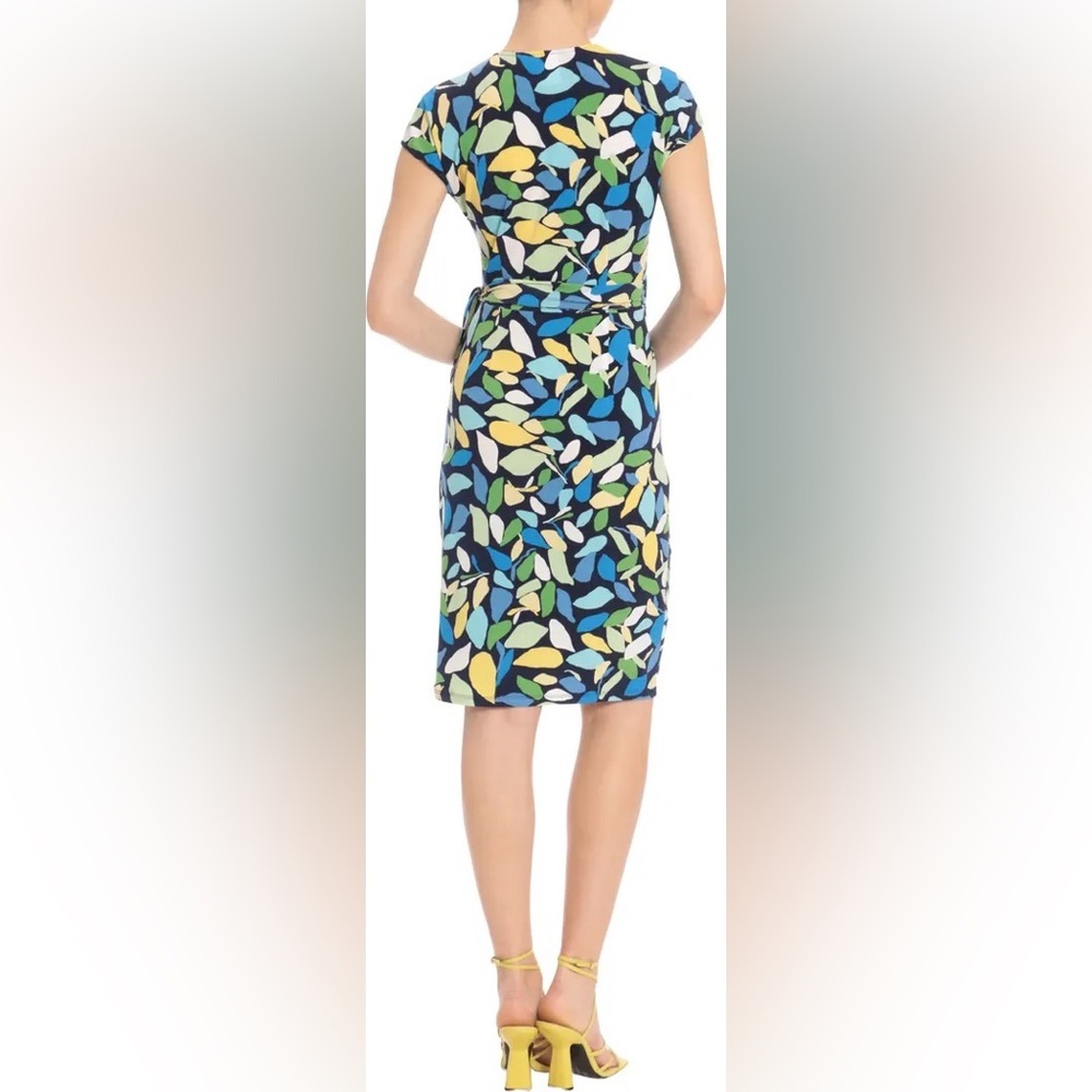 Maggie London Matte Jersey Wrap Dress 2 - Picture 2 of 8